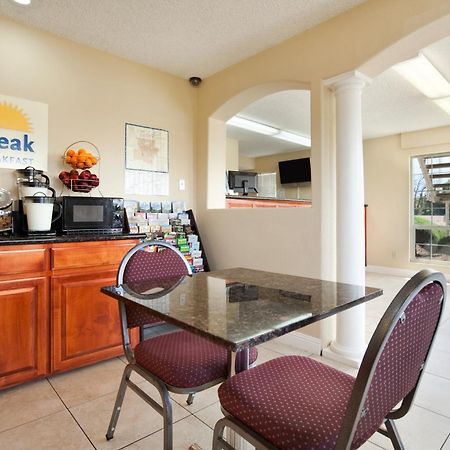 Days Inn By Wyndham Turlock Ngoại thất bức ảnh