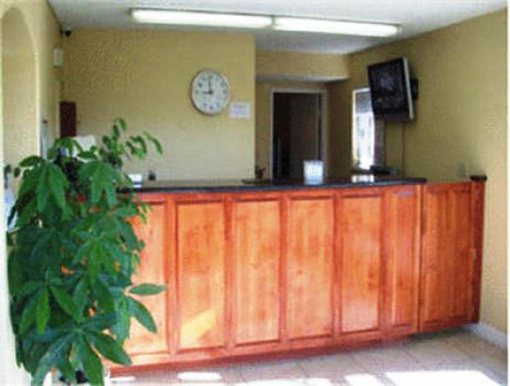 Days Inn By Wyndham Turlock Ngoại thất bức ảnh